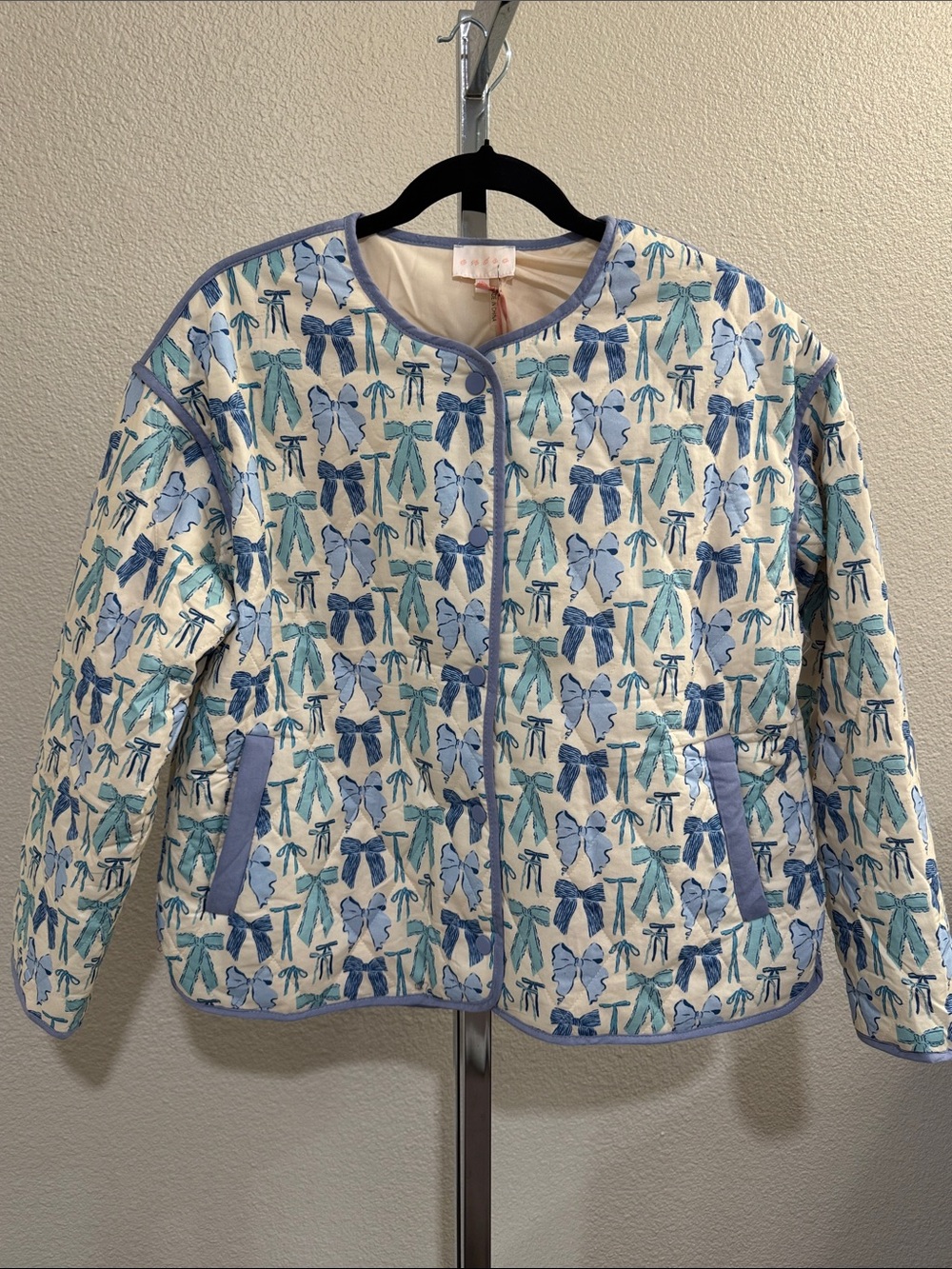 entro Quilted Bow-Print Jacket in Light Blue and Cream